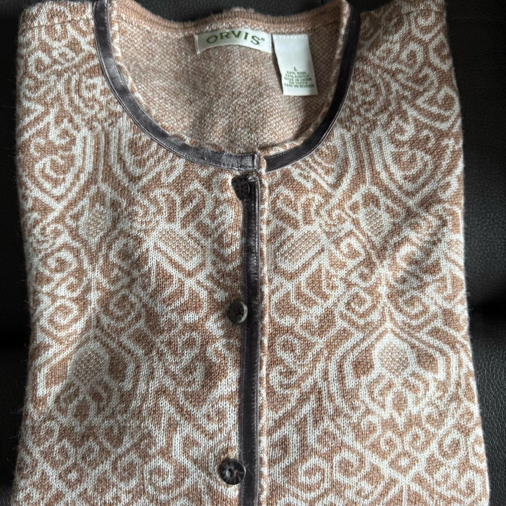 Orvis Women's Tan and Cream Cardigan
